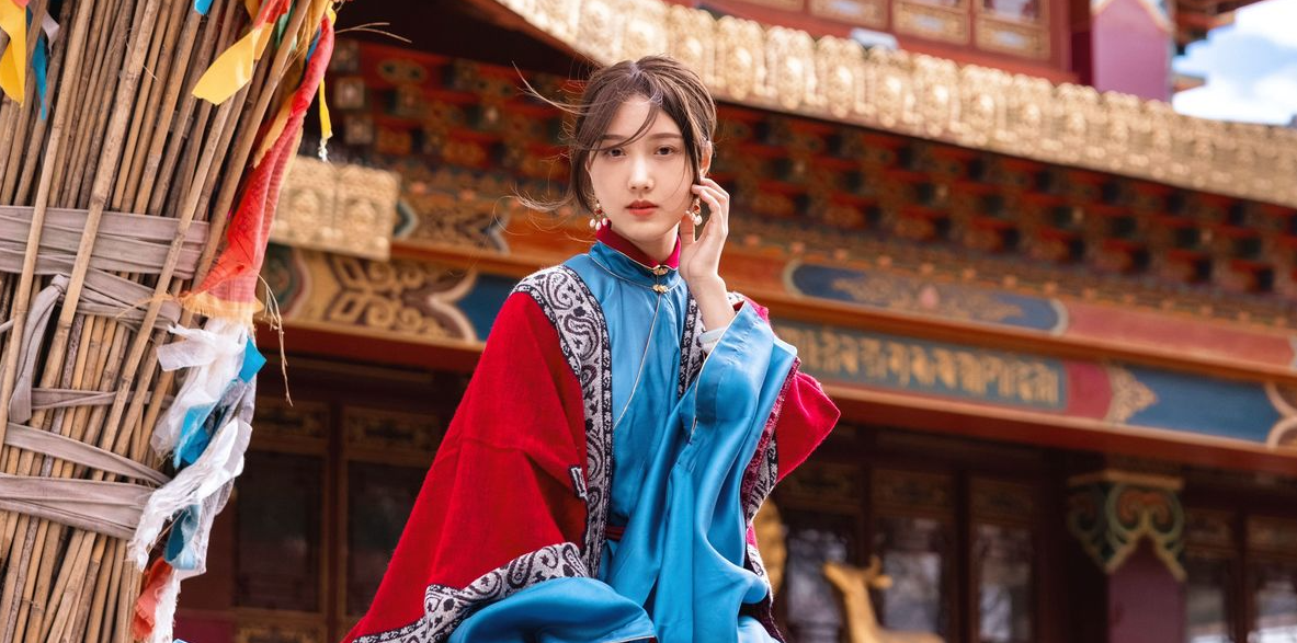 How Hanfu returned as a modern style statement