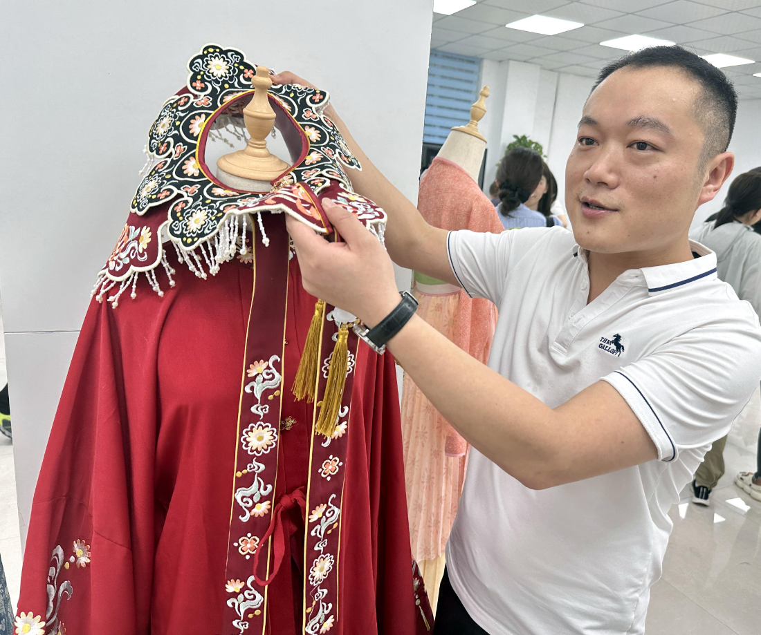 Traditional culture drives rural vitalization