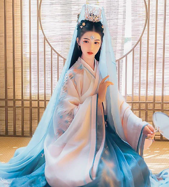 What is the most popular clothing in China