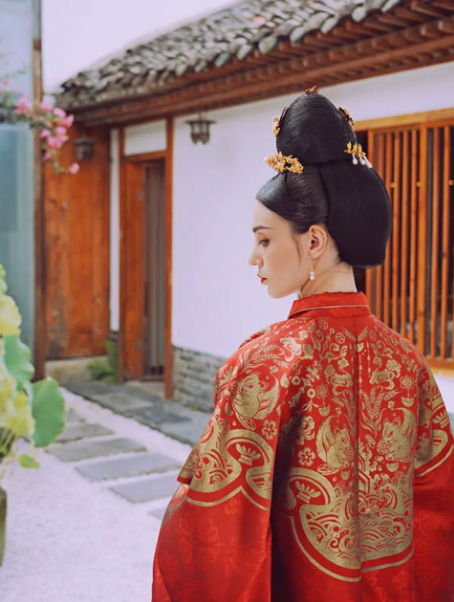 Can Foreigners Wear Hanfu