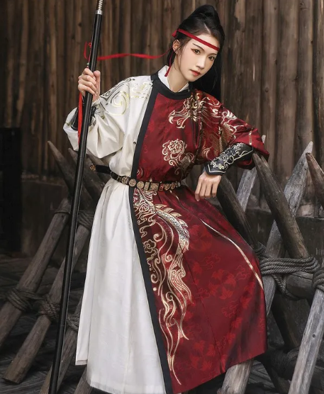 What did nobles in ancient China wear