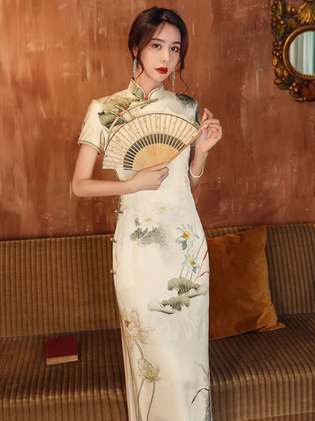 What are the clothes of the Republic of China called