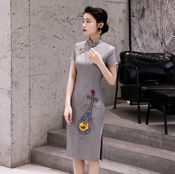 Which dynasty is the cheongsam from