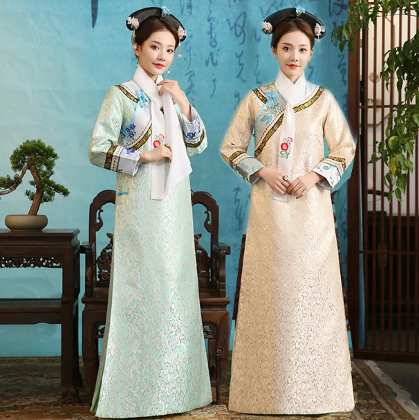 Qing Dynasty Costumes Manchu Cheongsam Court