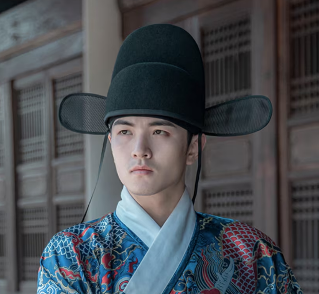 How to maintain the shape of hanfu hats