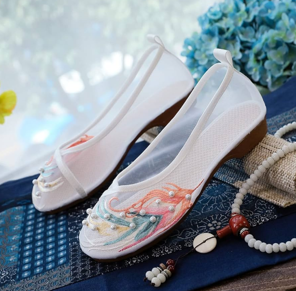 How to choose the right heel height for hanfu shoes