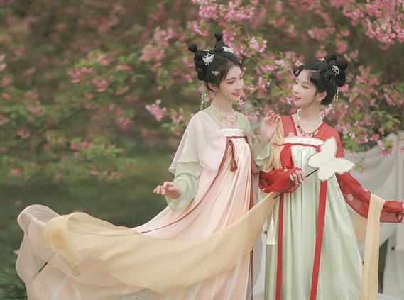 How to select Hanfu for different seasons