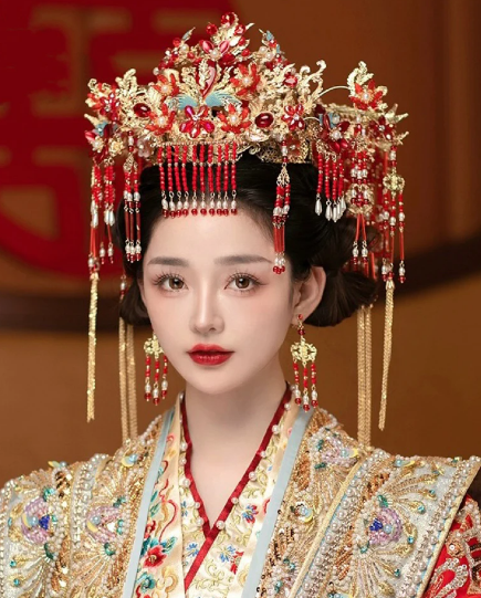 Which Hanfu hair accessories are best for weddings